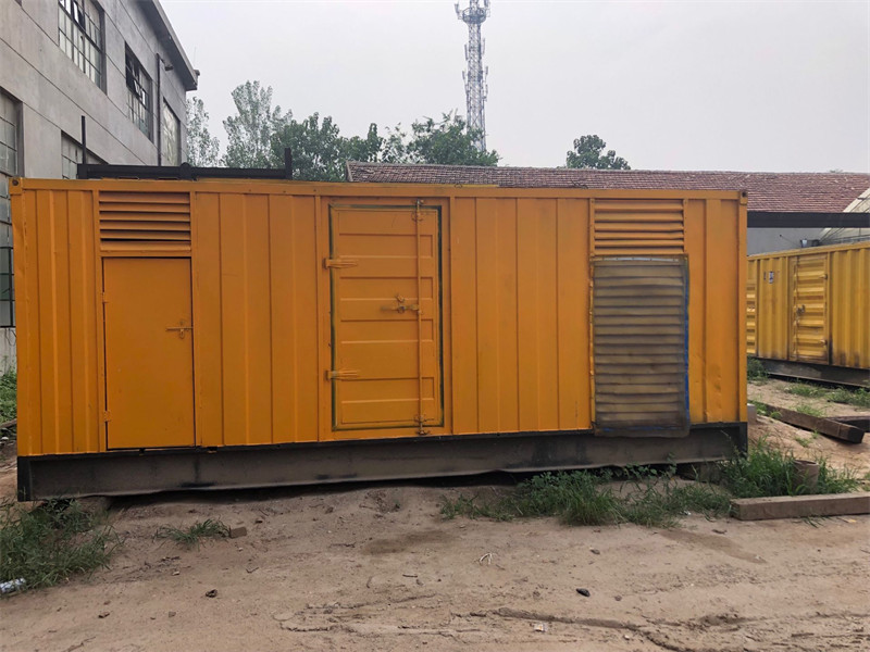 涪陵发电机出租进行负载测试时，电瓶电量不足的具体判断标准是什么？